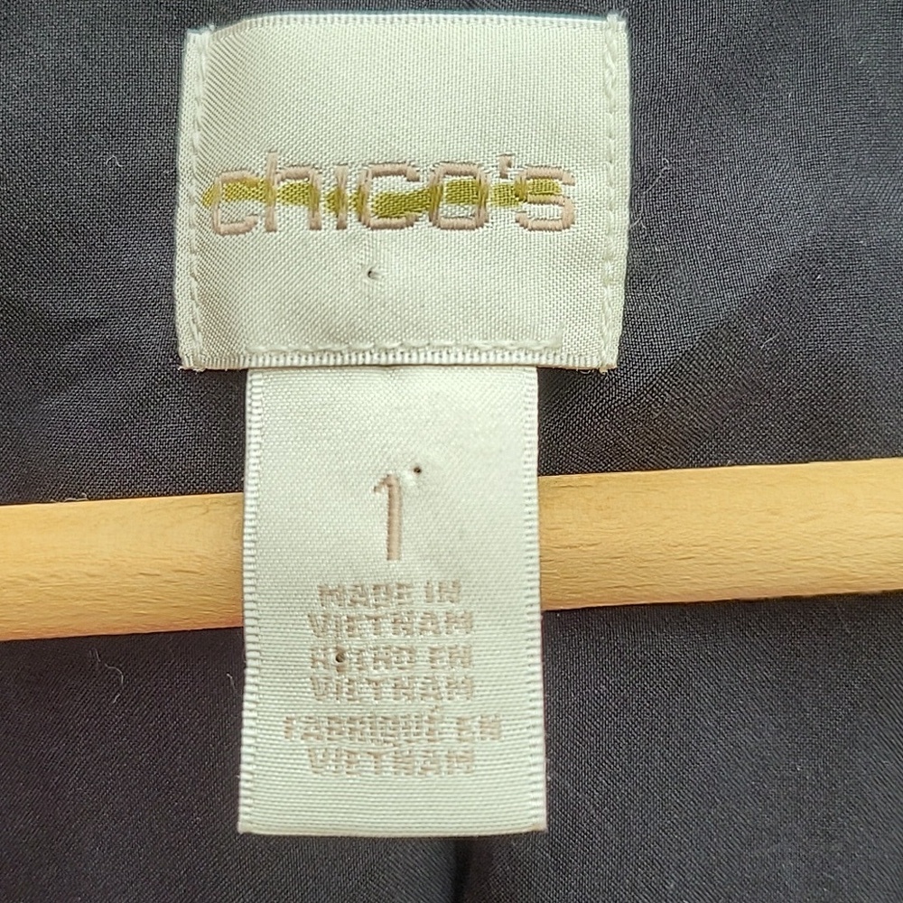 Chico's Red Sleek‎ Ponte Jacket Size Medium - Picture 2 of 12
